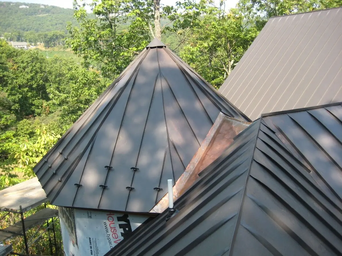 Professional Roof Tarp Installation by Craftsman Roofing in Embreeville